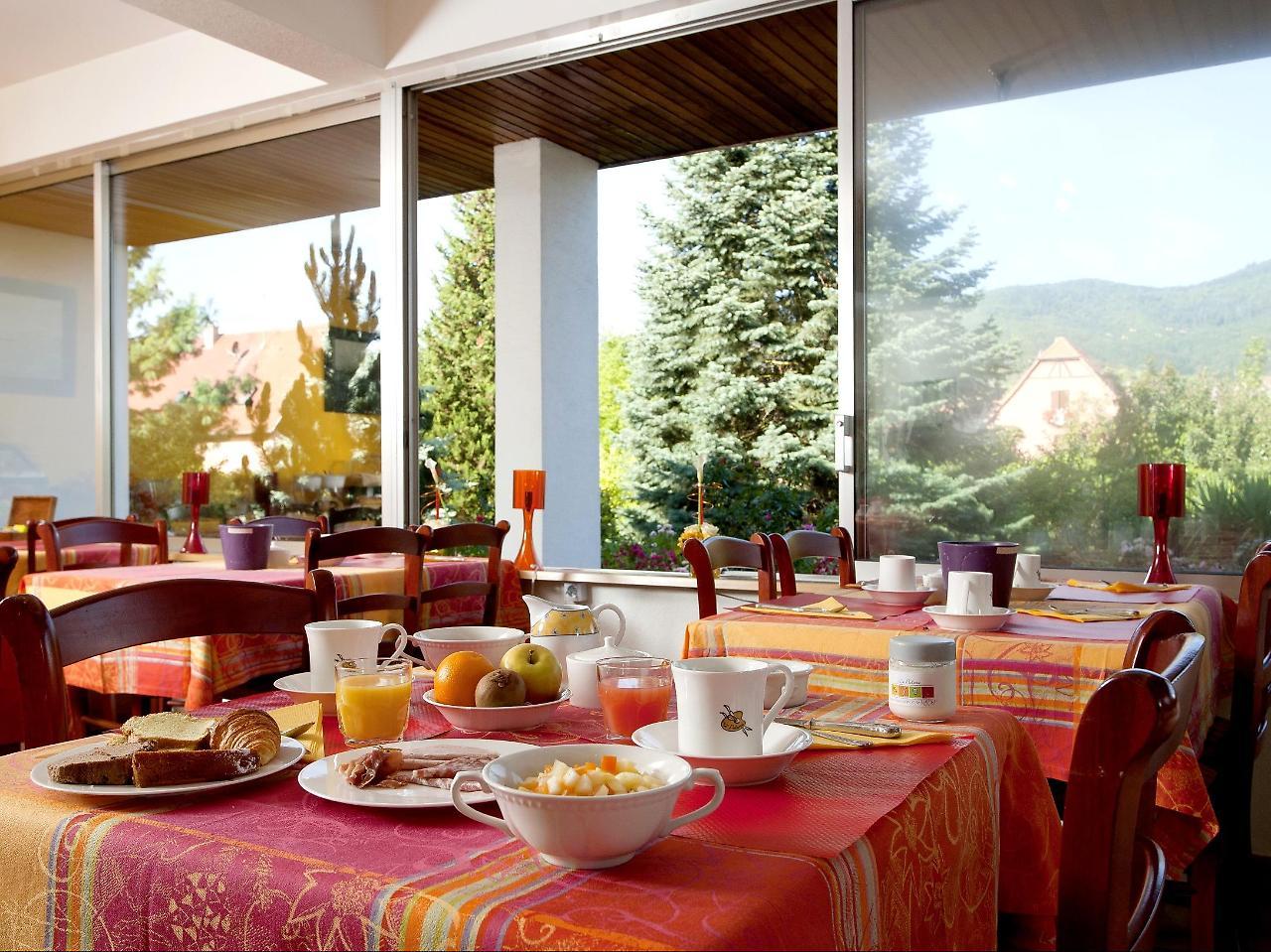 Hotel Restaurant Logis La Palette Wettolsheim المظهر الخارجي الصورة