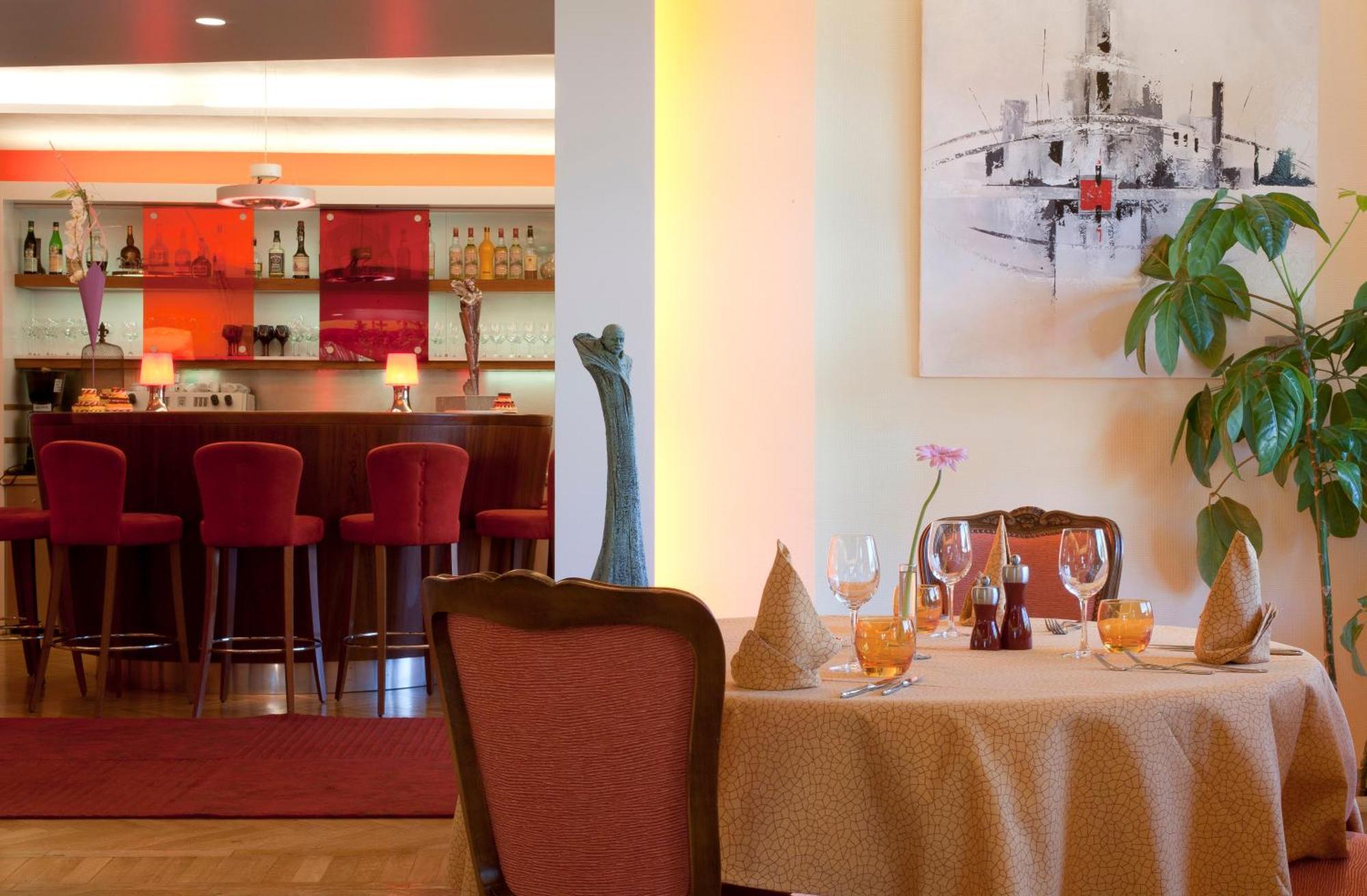 Hotel Restaurant Logis La Palette Wettolsheim المظهر الخارجي الصورة