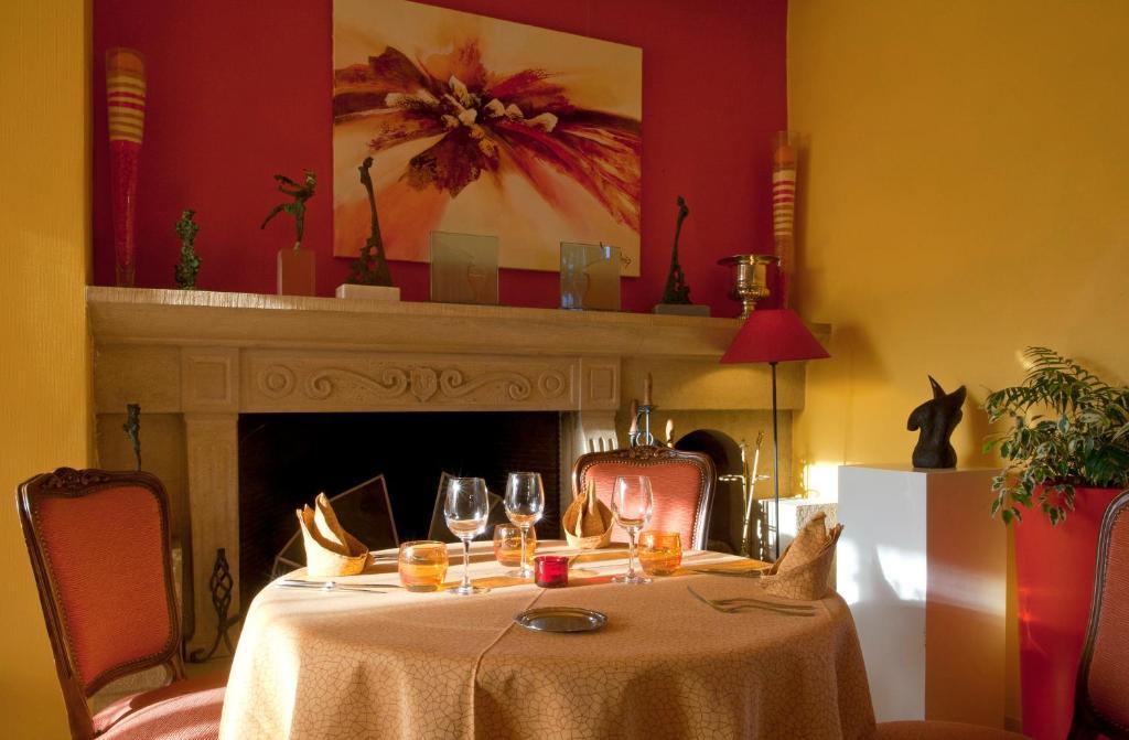 Hotel Restaurant Logis La Palette Wettolsheim المظهر الخارجي الصورة